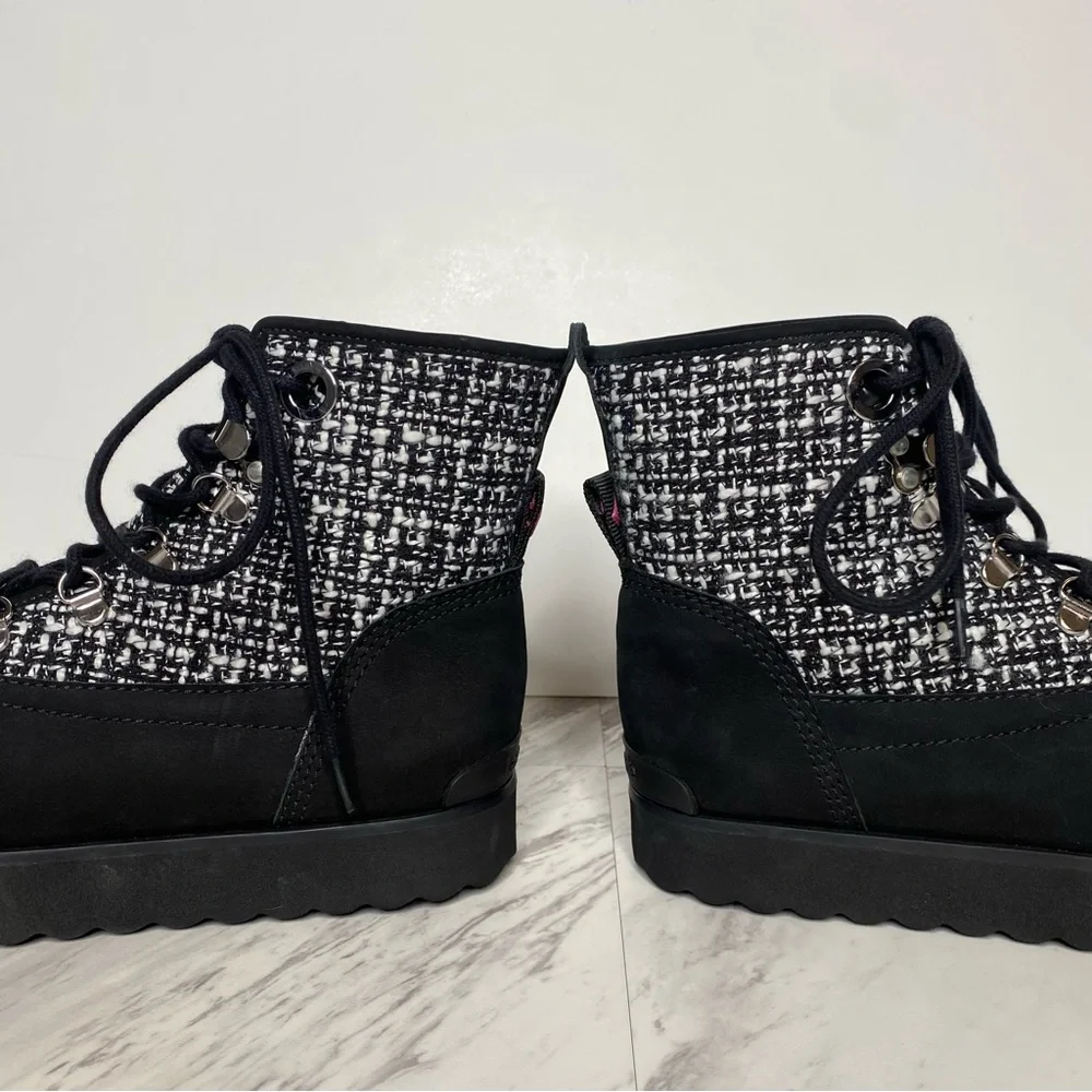 Larroude Vail Black Tweed Lace Up Winter Boot 7 1/2